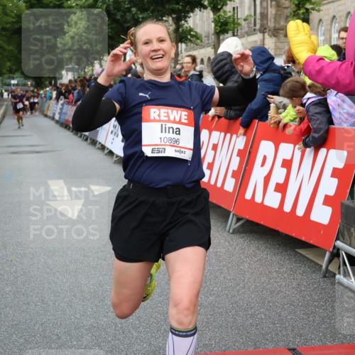 14.06.2026 - REWE Women's Run Strokosch-Dieckow http://msf.ph/oto/9769669 14.06.2026 09:53:54 Ziel 10103, 10478, 10632, 10871, 10896, 10914, 11014, 11468 meine-sportfotos.de