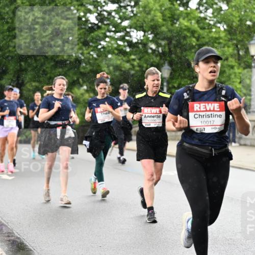 14.06.2026 - REWE Women's Run Dr. Thomas Lammeyer http://msf.ph/oto/9769684 14.06.2026 09:46:48 Laufen 10996, 7, 10017, 57 meine-sportfotos.de