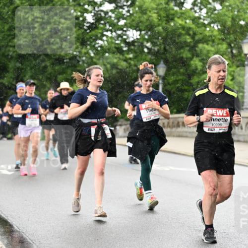 14.06.2026 - REWE Women's Run Dr. Thomas Lammeyer http://msf.ph/oto/9769693 14.06.2026 09:46:49 Laufen 10448, 7, 10996, 7 meine-sportfotos.de