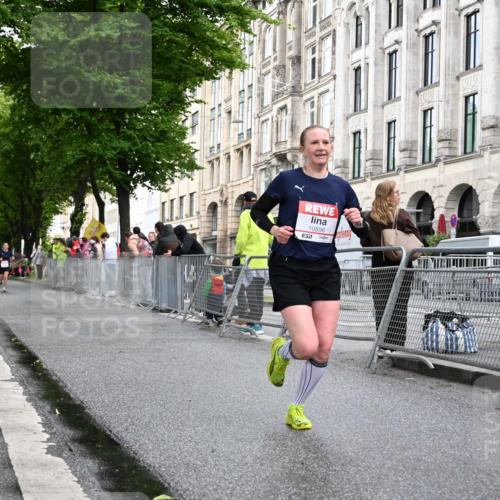 14.06.2026 - REWE Women's Run J. Mangold http://msf.ph/oto/9769720 14.06.2026 09:53:33 Ziel 10478, 10871, 10896, 11014 meine-sportfotos.de