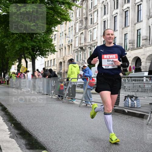 14.06.2026 - REWE Women's Run J. Mangold http://msf.ph/oto/9769723 14.06.2026 09:53:33 Ziel 10478, 10871, 10896, 11014 meine-sportfotos.de