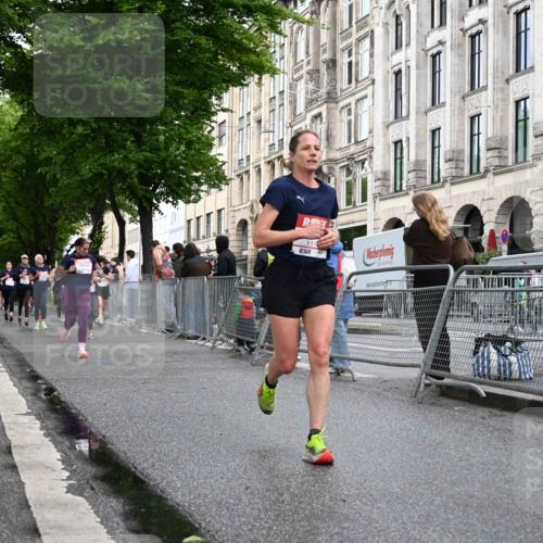 14.06.2026 - REWE Women's Run J. Mangold http://msf.ph/oto/9769749 14.06.2026 09:53:45 Ziel 10236, 10783, 10847, 11184, 11315, 11389, 11429 meine-sportfotos.de