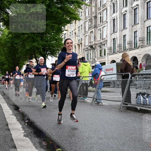 14.06.2026 - REWE Women's Run J. Mangold http://msf.ph/oto/9769770 14.06.2026 09:53:49 Ziel 10236, 10334, 10356, 10363, 10778, 10783, 11049, 11050, 11184, 11315, 11387, 11389, 11429, 11433 meine-sportfotos.de
