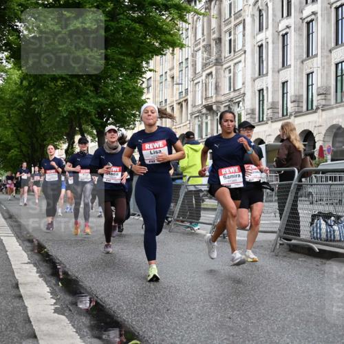14.06.2026 - REWE Women's Run J. Mangold http://msf.ph/oto/9769780 14.06.2026 09:53:50 Ziel 10236, 10334, 10356, 10363, 10778, 10783, 11049, 11050, 11315, 11387, 11389, 11429, 11433 meine-sportfotos.de