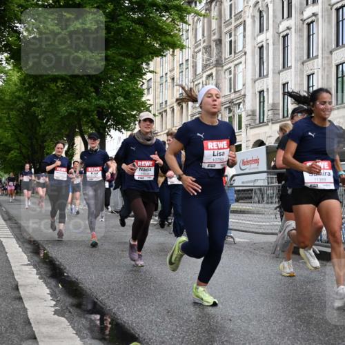 14.06.2026 - REWE Women's Run J. Mangold http://msf.ph/oto/9769786 14.06.2026 09:53:51 Ziel 10236, 10334, 10356, 10363, 10434, 10778, 10783, 11049, 11050, 11315, 11387, 11389, 11429, 11433, 11502 meine-sportfotos.de