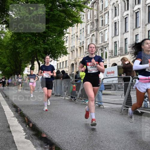 14.06.2026 - REWE Women's Run J. Mangold http://msf.ph/oto/9769855 14.06.2026 09:53:57 Ziel 10012, 10356, 10363, 10434, 10778, 10899, 11395, 11433, 11502 meine-sportfotos.de