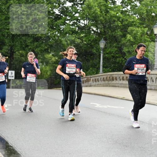 14.06.2026 - REWE Women's Run Dr. Thomas Lammeyer http://msf.ph/oto/9769869 14.06.2026 09:47:02 Laufen 11122, 1404, 11294 meine-sportfotos.de