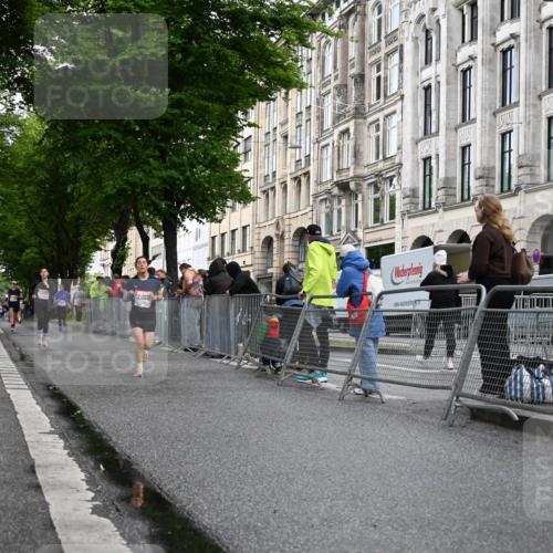14.06.2026 - REWE Women's Run J. Mangold http://msf.ph/oto/9769889 14.06.2026 09:54:01 Ziel 10012, 10235, 10434, 10899, 11395, 11502 meine-sportfotos.de