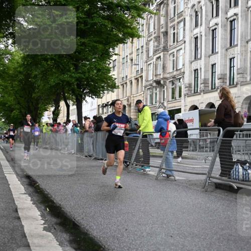 14.06.2026 - REWE Women's Run J. Mangold http://msf.ph/oto/9769892 14.06.2026 09:54:02 Ziel 10012, 10235, 10899, 11395 meine-sportfotos.de