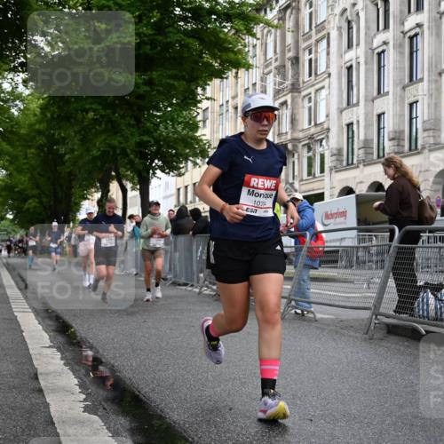 14.06.2026 - REWE Women's Run J. Mangold http://msf.ph/oto/9769935 14.06.2026 09:54:11 Ziel 10063, 10299, 10440, 10704, 10806 meine-sportfotos.de