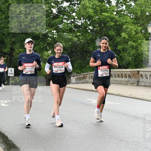14.06.2026 - REWE Women's Run Dr. Thomas Lammeyer http://msf.ph/oto/9769942 14.06.2026 09:47:07 Laufen 11452, 10512, 10583 meine-sportfotos.de