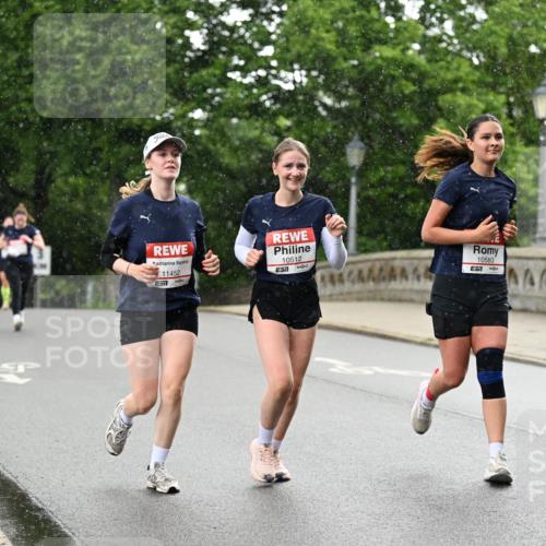 14.06.2026 - REWE Women's Run Dr. Thomas Lammeyer http://msf.ph/oto/9769953 14.06.2026 09:47:07 Laufen 11452, 7, 10512, 10583, 7, 6464 meine-sportfotos.de