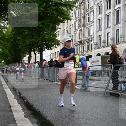 14.06.2026 - REWE Women's Run J. Mangold http://msf.ph/oto/9769954 14.06.2026 09:54:14 Ziel 10063, 10099, 10299, 10392, 10440, 10704, 10806 meine-sportfotos.de