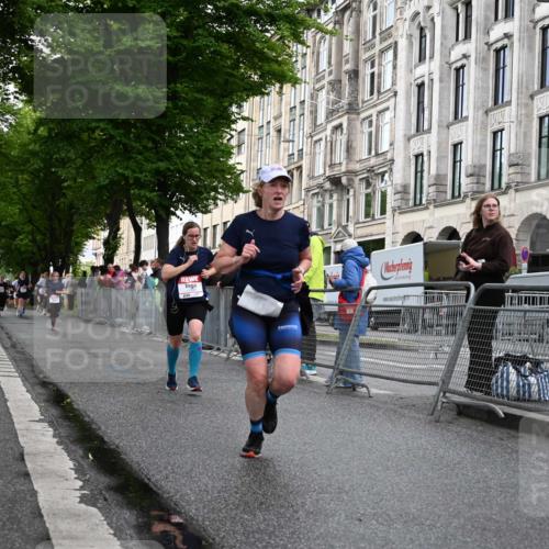 14.06.2026 - REWE Women's Run J. Mangold http://msf.ph/oto/9769960 14.06.2026 09:54:18 Ziel 10099, 10392, 10440, 10806 meine-sportfotos.de