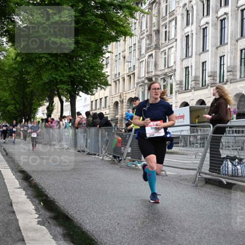 14.06.2026 - REWE Women's Run J. Mangold http://msf.ph/oto/9769972 14.06.2026 09:54:20 Ziel 10099, 10392, 10986, 11368, 11499 meine-sportfotos.de