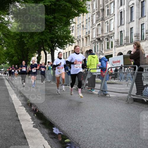 14.06.2026 - REWE Women's Run J. Mangold http://msf.ph/oto/9769976 14.06.2026 09:54:25 Ziel 10066, 10290, 10986, 11179, 11368, 11407, 11499 meine-sportfotos.de
