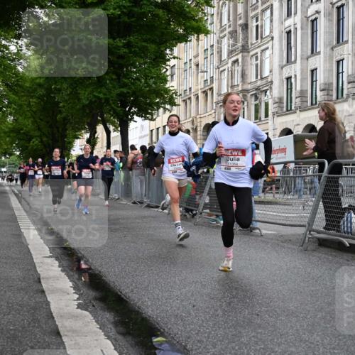 14.06.2026 - REWE Women's Run J. Mangold http://msf.ph/oto/9769980 14.06.2026 09:54:26 Ziel 10066, 10290, 10986, 11179, 11368, 11407, 11499 meine-sportfotos.de