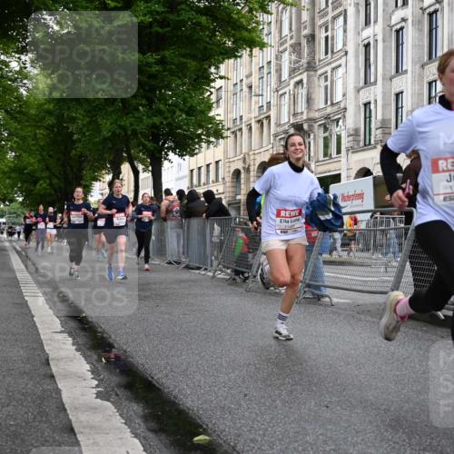 14.06.2026 - REWE Women's Run J. Mangold http://msf.ph/oto/9769985 14.06.2026 09:54:26 Ziel 10066, 10290, 10986, 11179, 11368, 11407, 11499 meine-sportfotos.de