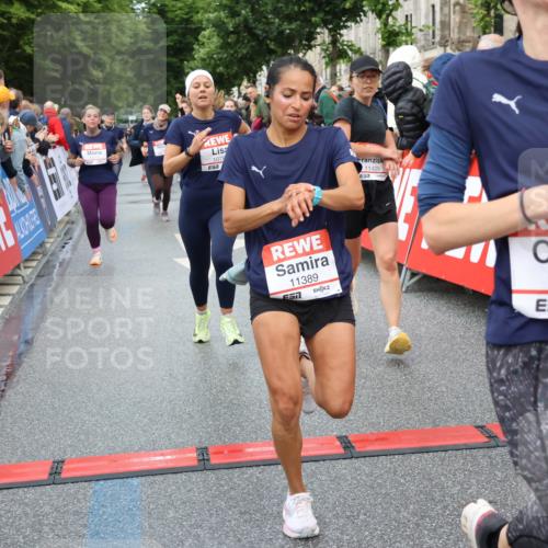 14.06.2026 - REWE Women's Run Strokosch-Dieckow http://msf.ph/oto/9769990 14.06.2026 09:54:10 Ziel 10236, 10334, 10778, 10783, 10847, 11049, 11050, 11184, 11315, 11387, 11389, 11429, 11433 meine-sportfotos.de