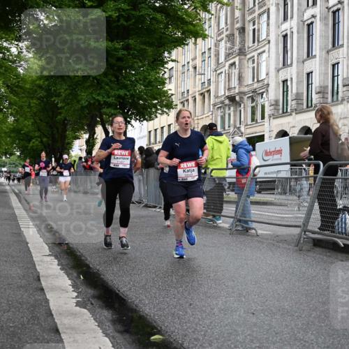 14.06.2026 - REWE Women's Run J. Mangold http://msf.ph/oto/9769995 14.06.2026 09:54:29 Ziel 10066, 10290, 10986, 11167, 11179, 11368, 11407, 11438, 11499 meine-sportfotos.de
