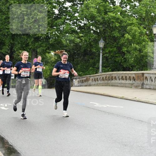 14.06.2026 - REWE Women's Run Dr. Thomas Lammeyer http://msf.ph/oto/9770013 14.06.2026 09:47:11 Laufen 10705, 10199 meine-sportfotos.de