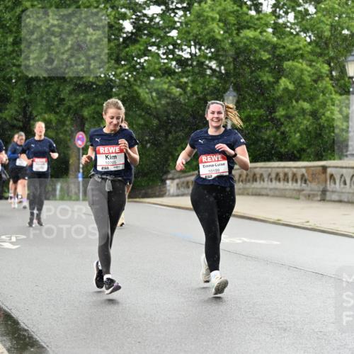 14.06.2026 - REWE Women's Run Dr. Thomas Lammeyer http://msf.ph/oto/9770027 14.06.2026 09:47:12 Laufen 10705, 10199, 57 meine-sportfotos.de