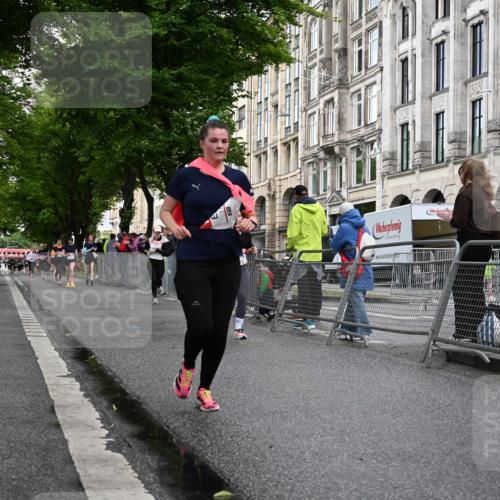 14.06.2026 - REWE Women's Run J. Mangold http://msf.ph/oto/9770040 14.06.2026 09:54:38 Ziel 11167, 11266, 11270, 11273, 11438 meine-sportfotos.de