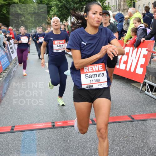14.06.2026 - REWE Women's Run Strokosch-Dieckow http://msf.ph/oto/9770073 14.06.2026 09:54:10 Ziel 10236, 10334, 10778, 10783, 10847, 11049, 11050, 11184, 11315, 11387, 11389, 11429, 11433 meine-sportfotos.de