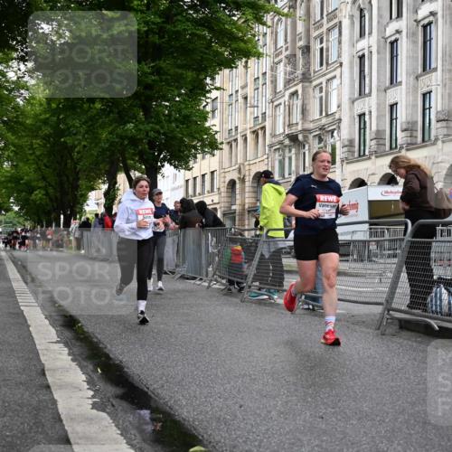 14.06.2026 - REWE Women's Run J. Mangold http://msf.ph/oto/9770101 14.06.2026 09:54:52 Ziel 10154, 10343, 10352, 10526, 10997, 11056, 11238, 11335 meine-sportfotos.de