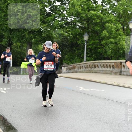 14.06.2026 - REWE Women's Run Dr. Thomas Lammeyer http://msf.ph/oto/9770110 14.06.2026 09:47:17 Laufen 10900, 10524, 511 meine-sportfotos.de