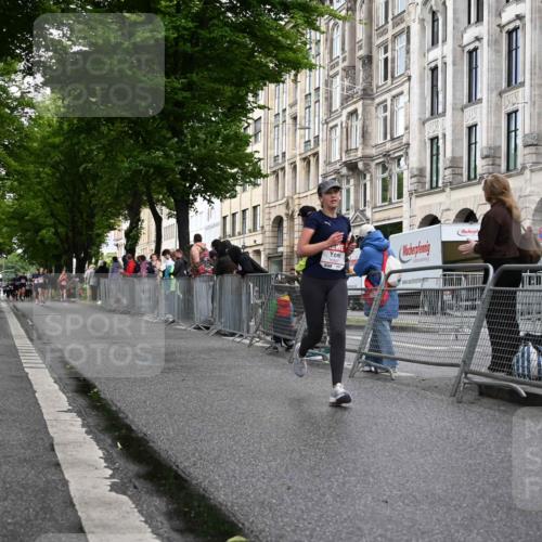 14.06.2026 - REWE Women's Run J. Mangold http://msf.ph/oto/9770115 14.06.2026 09:54:54 Ziel 10154, 10343, 10526, 10997 meine-sportfotos.de