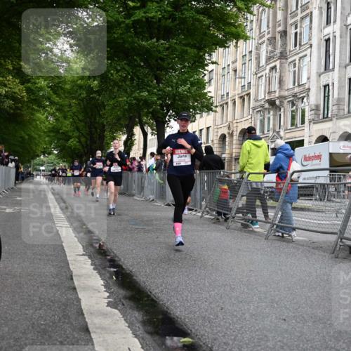 14.06.2026 - REWE Women's Run J. Mangold http://msf.ph/oto/9770130 14.06.2026 09:55:07 Ziel 10150, 10231, 10598, 11300, 11443 meine-sportfotos.de