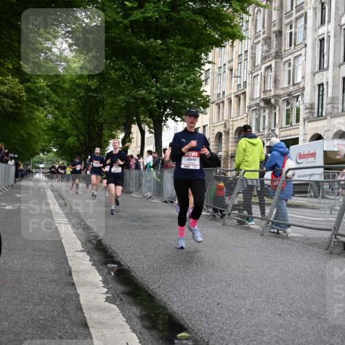 14.06.2026 - REWE Women's Run J. Mangold http://msf.ph/oto/9770133 14.06.2026 09:55:07 Ziel 10150, 10231, 10598, 11300, 11443 meine-sportfotos.de