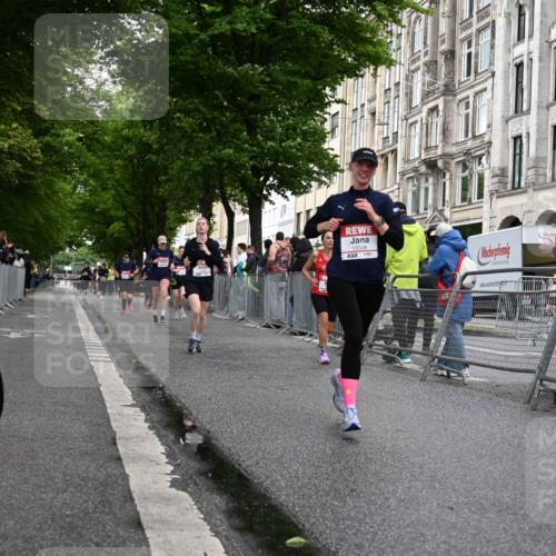 14.06.2026 - REWE Women's Run J. Mangold http://msf.ph/oto/9770138 14.06.2026 09:55:08 Ziel 10150, 10231, 10598, 10810, 11300, 11443 meine-sportfotos.de