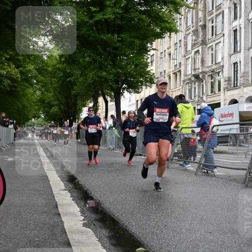 14.06.2026 - REWE Women's Run J. Mangold http://msf.ph/oto/9770167 14.06.2026 09:55:12 Ziel 10150, 10231, 10372, 10496, 10598, 10810, 11089, 11300 meine-sportfotos.de
