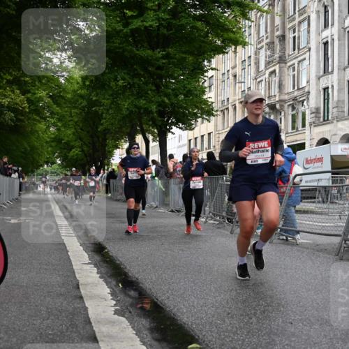 14.06.2026 - REWE Women's Run J. Mangold http://msf.ph/oto/9770174 14.06.2026 09:55:13 Ziel 10150, 10231, 10372, 10496, 10810, 11089, 11300, 11454 meine-sportfotos.de