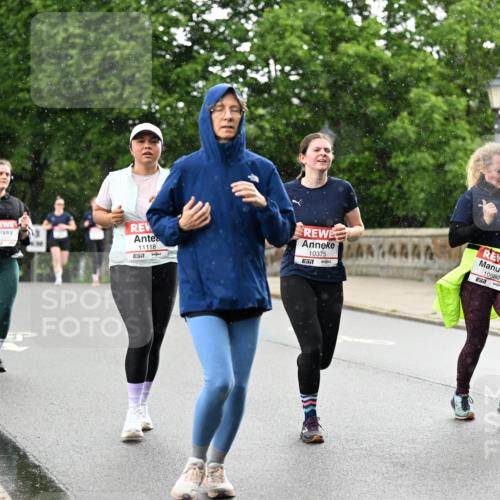 14.06.2026 - REWE Women's Run Dr. Thomas Lammeyer http://msf.ph/oto/9770175 14.06.2026 09:47:21 Laufen 11118, 7, 10375, 7, 10980, 7 meine-sportfotos.de