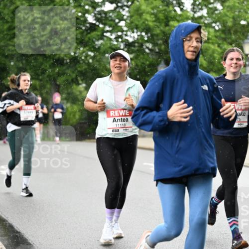 14.06.2026 - REWE Women's Run Dr. Thomas Lammeyer http://msf.ph/oto/9770186 14.06.2026 09:47:22 Laufen 11118, 7, 75 meine-sportfotos.de