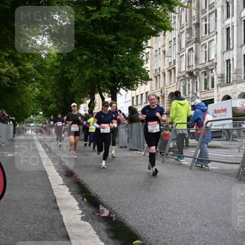 14.06.2026 - REWE Women's Run J. Mangold http://msf.ph/oto/9770200 14.06.2026 09:55:19 Ziel 10104, 10119, 10129, 10358, 10364, 10372, 10496, 10662, 10699, 11089, 11454 meine-sportfotos.de