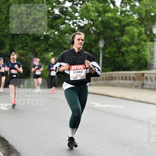 14.06.2026 - REWE Women's Run Dr. Thomas Lammeyer http://msf.ph/oto/9770208 14.06.2026 09:47:23 Laufen 10988, 57 meine-sportfotos.de
