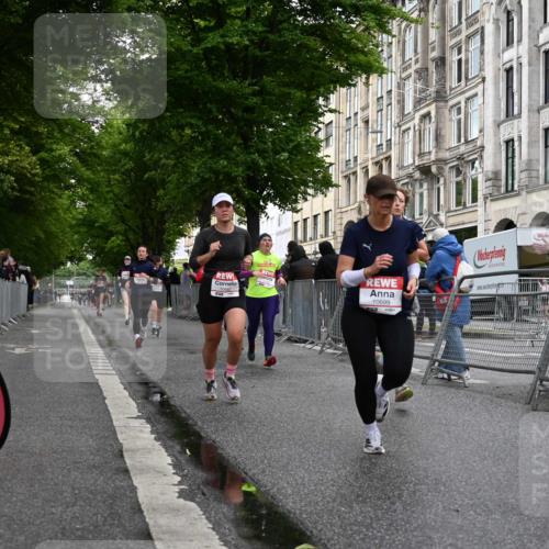 14.06.2026 - REWE Women's Run J. Mangold http://msf.ph/oto/9770217 14.06.2026 09:55:21 Ziel 10104, 10119, 10129, 10358, 10364, 10496, 10600, 10662, 10687, 10699, 10927, 11454 meine-sportfotos.de
