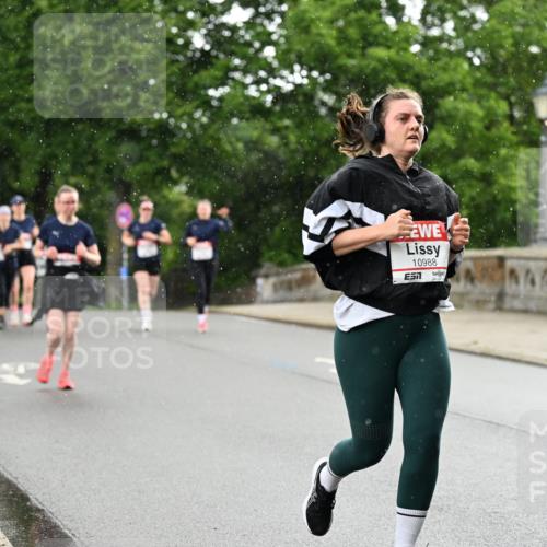 14.06.2026 - REWE Women's Run Dr. Thomas Lammeyer http://msf.ph/oto/9770218 14.06.2026 09:47:24 Laufen 10988, 7 meine-sportfotos.de