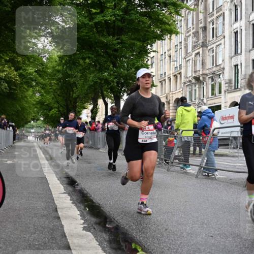 14.06.2026 - REWE Women's Run J. Mangold http://msf.ph/oto/9770221 14.06.2026 09:55:22 Ziel 10104, 10119, 10129, 10358, 10364, 10600, 10662, 10687, 10699, 10927, 11454 meine-sportfotos.de