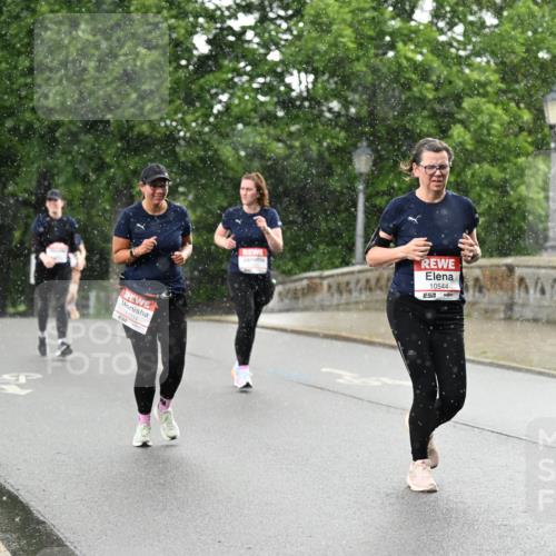 14.06.2026 - REWE Women's Run Dr. Thomas Lammeyer http://msf.ph/oto/9770246 14.06.2026 09:47:36 Laufen 44, 46, 10544, 7, 46 meine-sportfotos.de