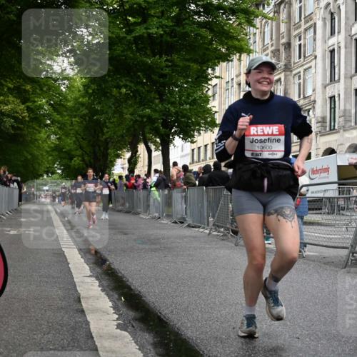 14.06.2026 - REWE Women's Run J. Mangold http://msf.ph/oto/9770262 14.06.2026 09:55:28 Ziel 10104, 10119, 10129, 10546, 10600, 10687, 10927 meine-sportfotos.de