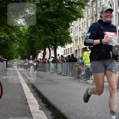 14.06.2026 - REWE Women's Run J. Mangold http://msf.ph/oto/9770264 14.06.2026 09:55:28 Ziel 10104, 10119, 10129, 10546, 10600, 10687, 10927 meine-sportfotos.de