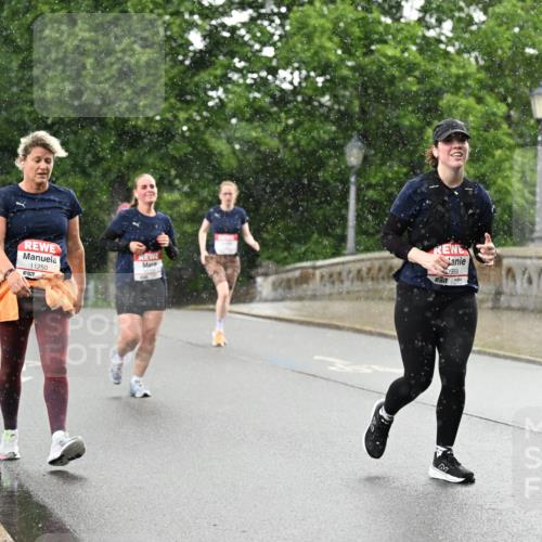 14.06.2026 - REWE Women's Run Dr. Thomas Lammeyer http://msf.ph/oto/9770276 14.06.2026 09:47:40 Laufen 11250, 7, 0959, 10326, 7 meine-sportfotos.de
