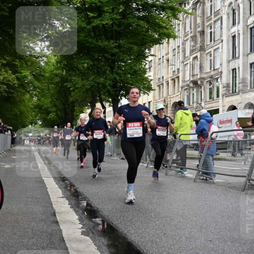 14.06.2026 - REWE Women's Run J. Mangold http://msf.ph/oto/9770283 14.06.2026 09:55:34 Ziel 10285, 10546, 10623, 10745, 10796, 10874, 10882, 11409 meine-sportfotos.de