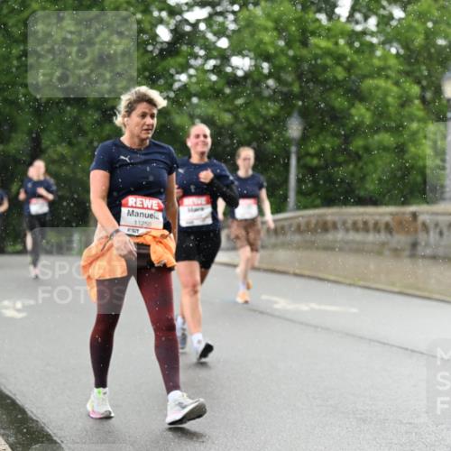 14.06.2026 - REWE Women's Run Dr. Thomas Lammeyer http://msf.ph/oto/9770287 14.06.2026 09:47:41 Laufen 11250, 6517 meine-sportfotos.de