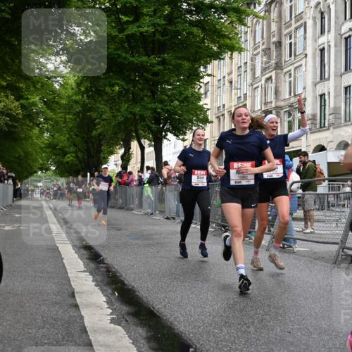 14.06.2026 - REWE Women's Run J. Mangold http://msf.ph/oto/9770310 14.06.2026 09:55:38 Ziel 10116, 10285, 10623, 10745, 10796, 10874, 10882, 11409 meine-sportfotos.de